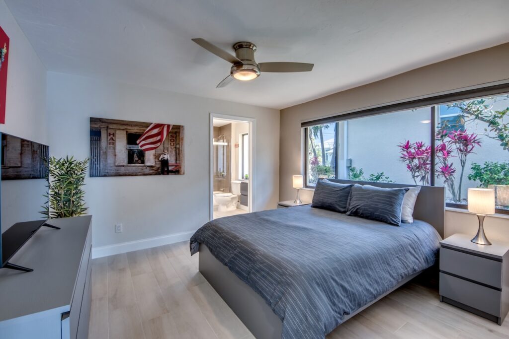 Bedroom 3 with bathroom in Cape Coral